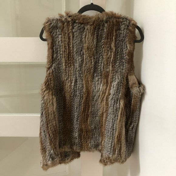 Genuine Fur Vest - Picture 2 of 3
